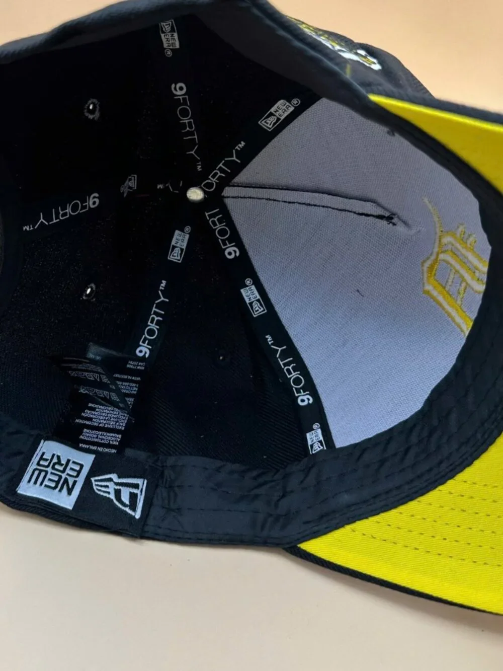NWT New Era Detroit Tigers 9FORTY Adjustable Black Yellow Baseball Cap Hat OSFA